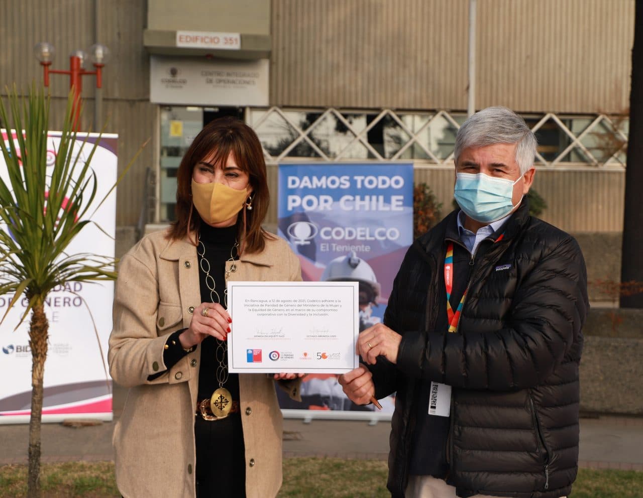 Codelco firma convenio con Ministerio de la Mujer para lograr paridad laboral