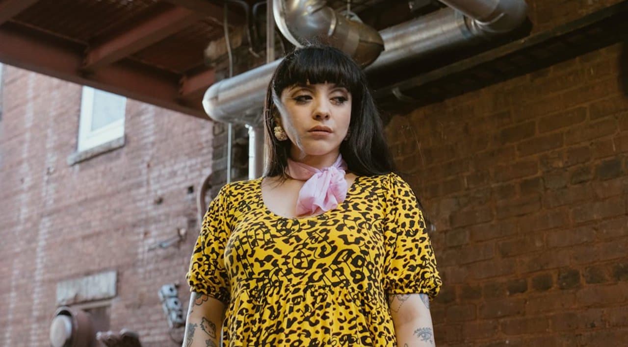 Mon Laferte, Bad Bunny y Karol G, entre nominados hispanos a los Grammy