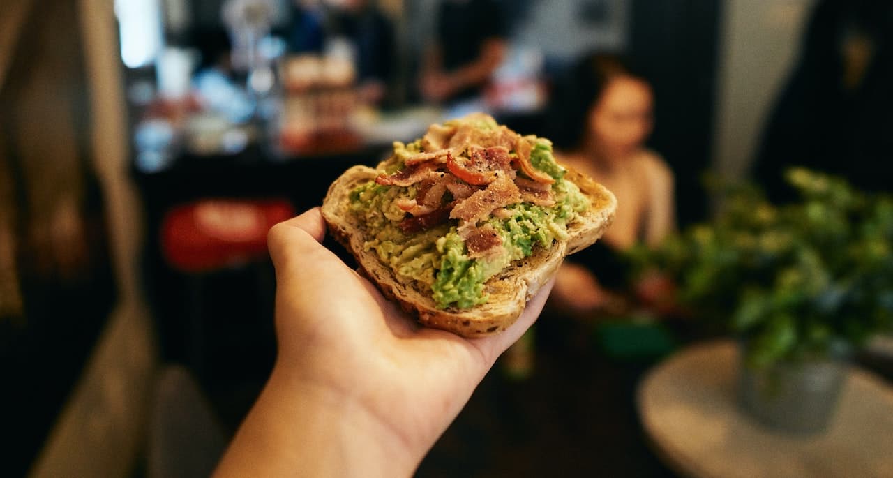 Chefs europeos declaran guerra a la palta y no la ofrecen en sus restaurantes