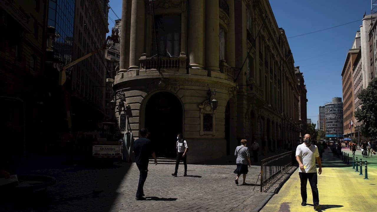 Chile emite bonos sostenibles para financiar proyectos verdes y sociales por US$ 4.000 millones