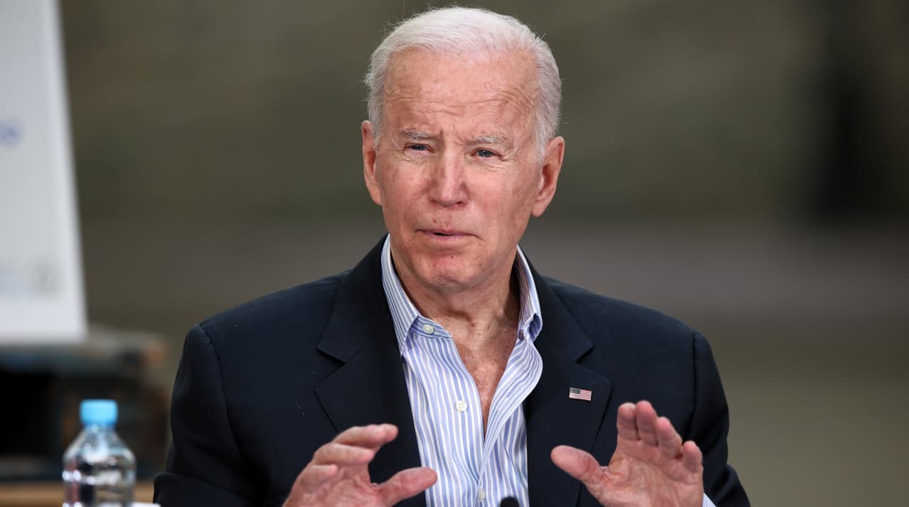 Presidente Biden revive impuesto a los súper ricos con tasa impositiva de 20% a fortunas mayores de US$ 100 millones