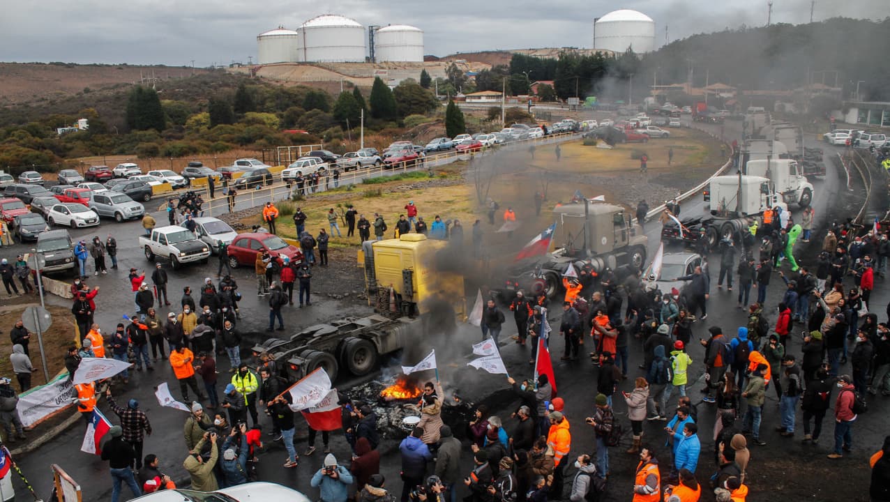 Trabajadores del cobre se reunirán con Codelco en el segundo día de paro en la empresa estatal