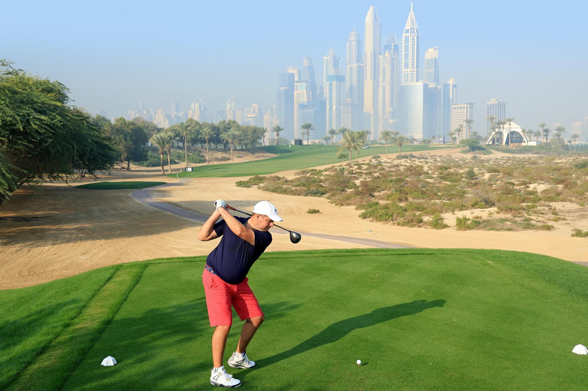 Golf, jet privado y Ferrari: así vivía este CEO de una startup que no pagaba a sus empleados