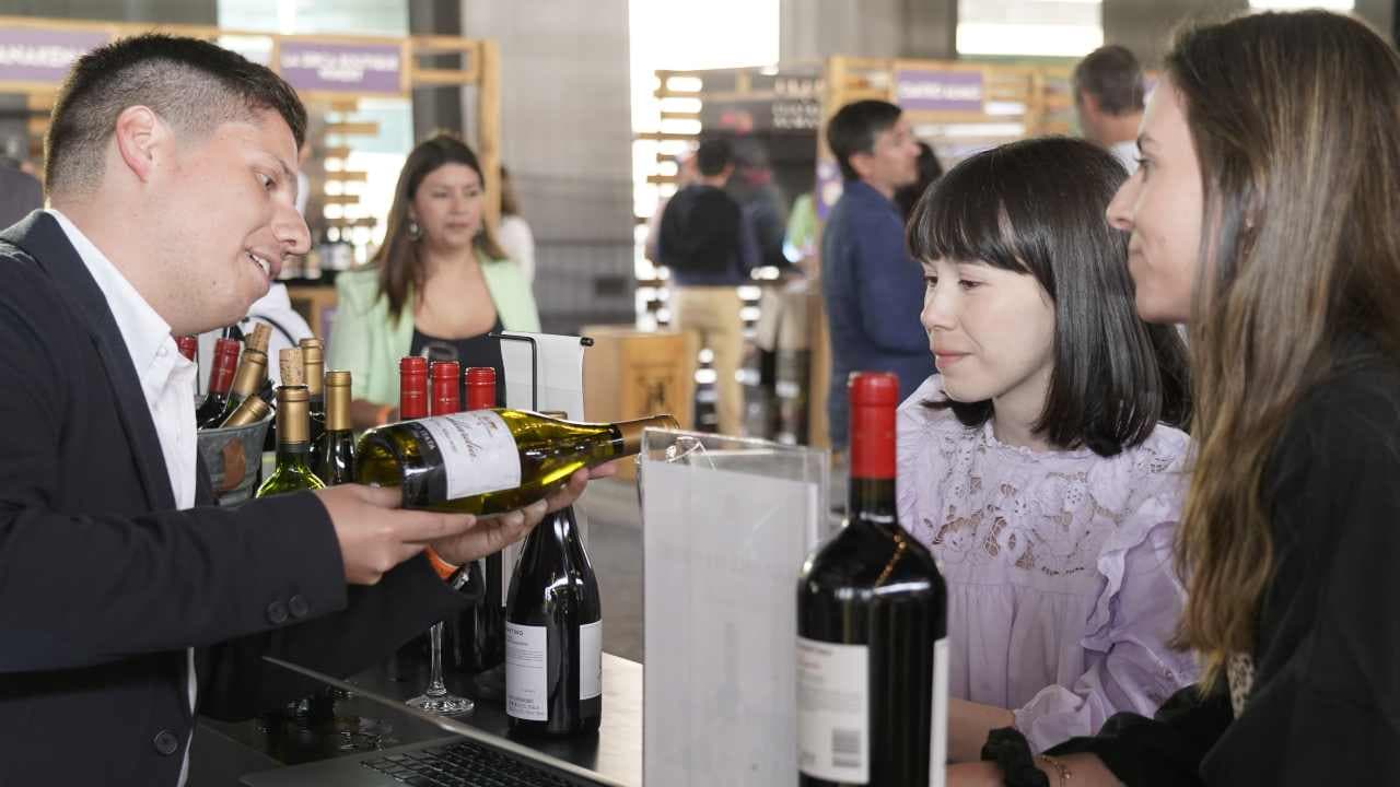 Vino, música y gastronomía: dos días para celebrar el vino chileno en el Chile Wine Fest 2022 en Santiago