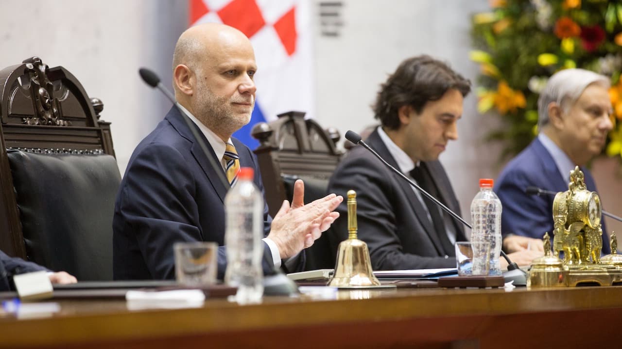Comisión del Senado da primer paso en reforma para nuevo proceso constituyente