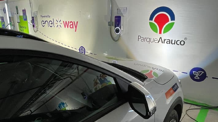 Green Park, el nuevo centro de carga pública para autos eléctricos en Chile: 'el más grande de Latinoamérica'