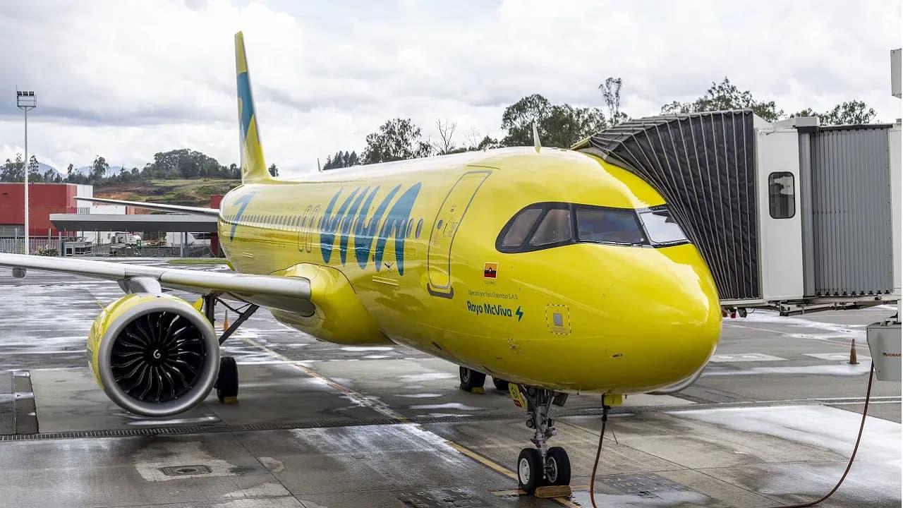 Freno en las operaciones de Viva Air provoca una crisis aérea en Colombia