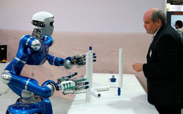 Meta anunció este viernes robots con Inteligencia Artificial (IA) capaces de desarrollar habilidades sensomotoras “desafiantes”