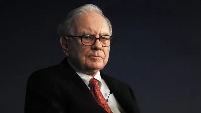 Buffett pone sus millones en el petróleo: ¿debería seguirle?