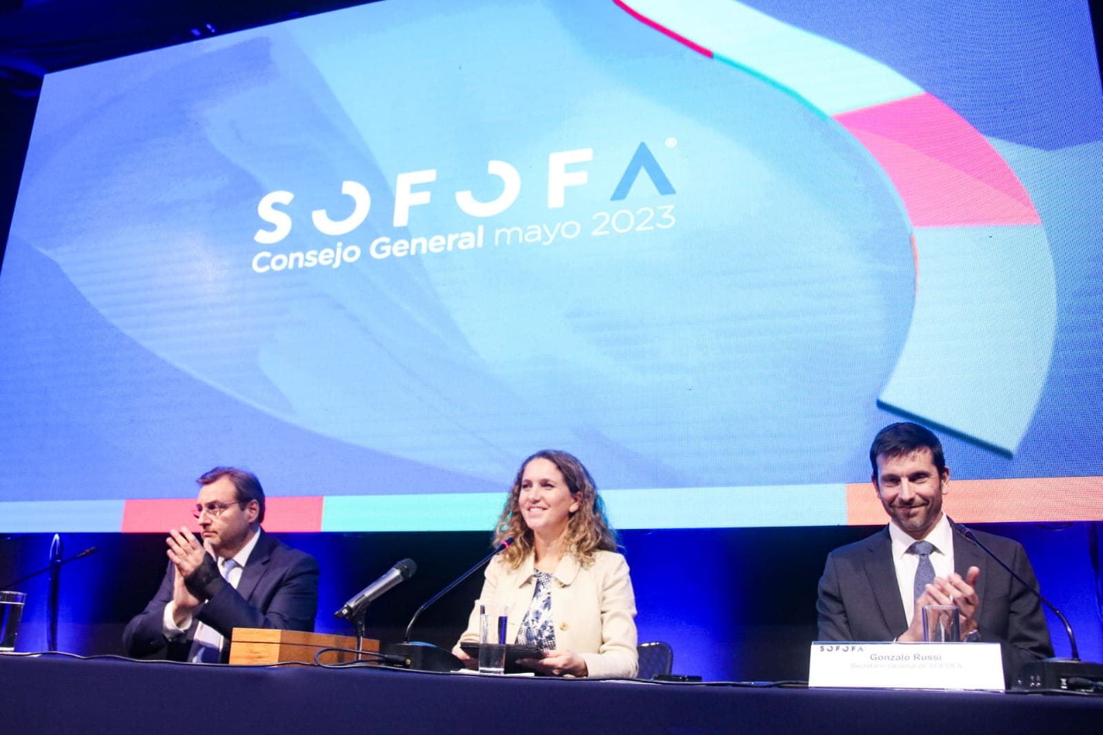 Rosario Navarro se convierte en la primera presidenta de la Sofofa