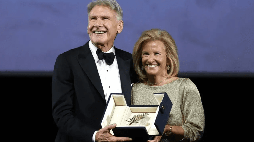 Harrison Ford recibe una Palma de Oro de honor por sorpresa y se despide de Indiana Jones