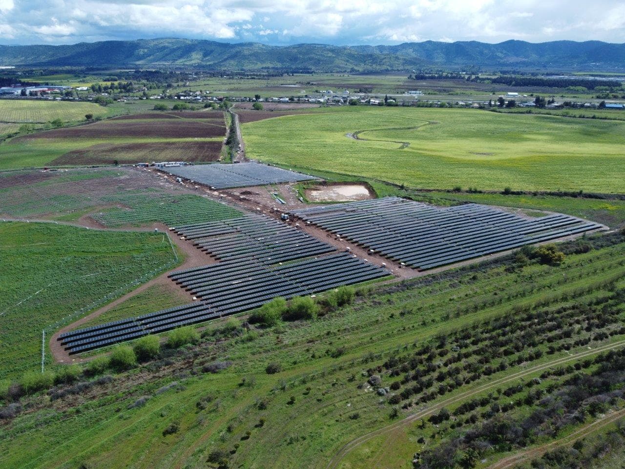 BlackRock impulsa desarrollo de energía solar en Chile a través del financiamiento de US$75 millones al Grupo Solek