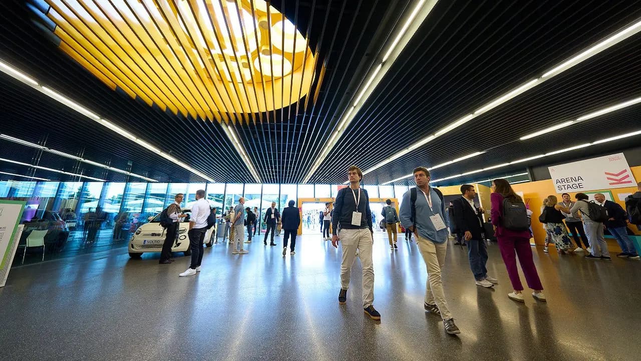Inteligencia artificial y capital limitado: los temas que acaparan la atención de emprendedores e inversionistas