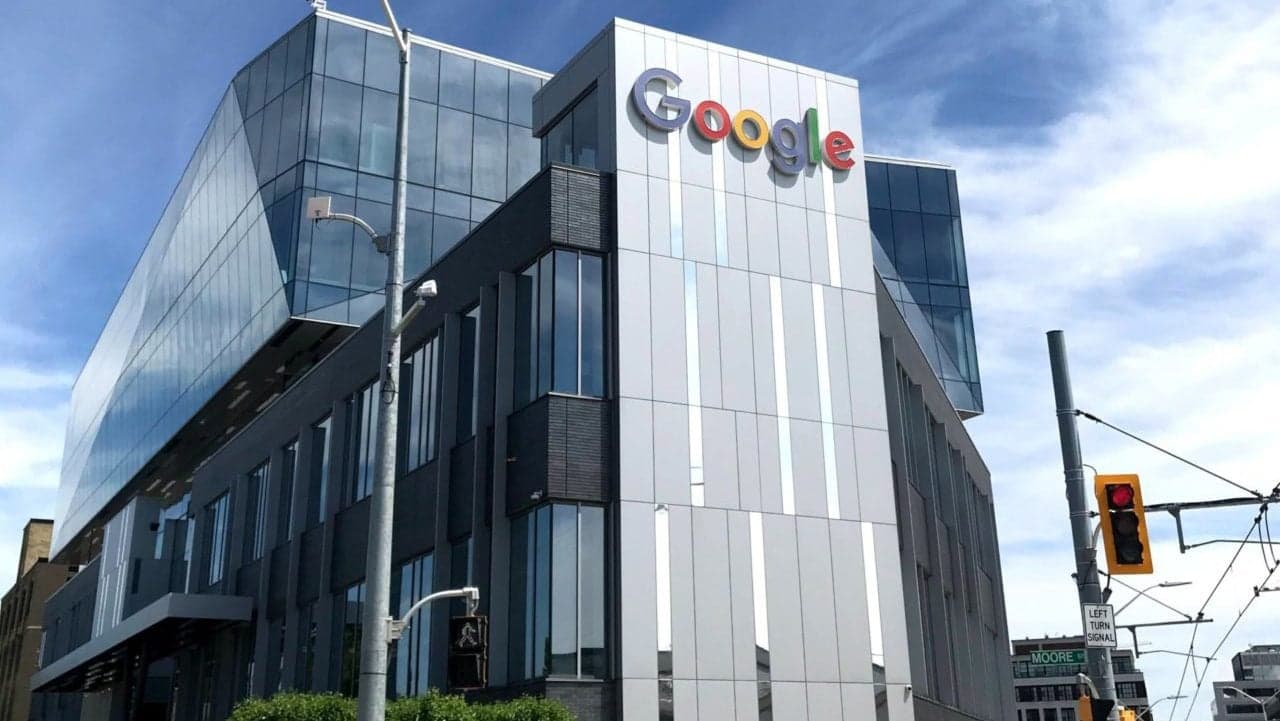 Europa acusa a Google de favorecer sus propios servicios de tecnología publicitaria