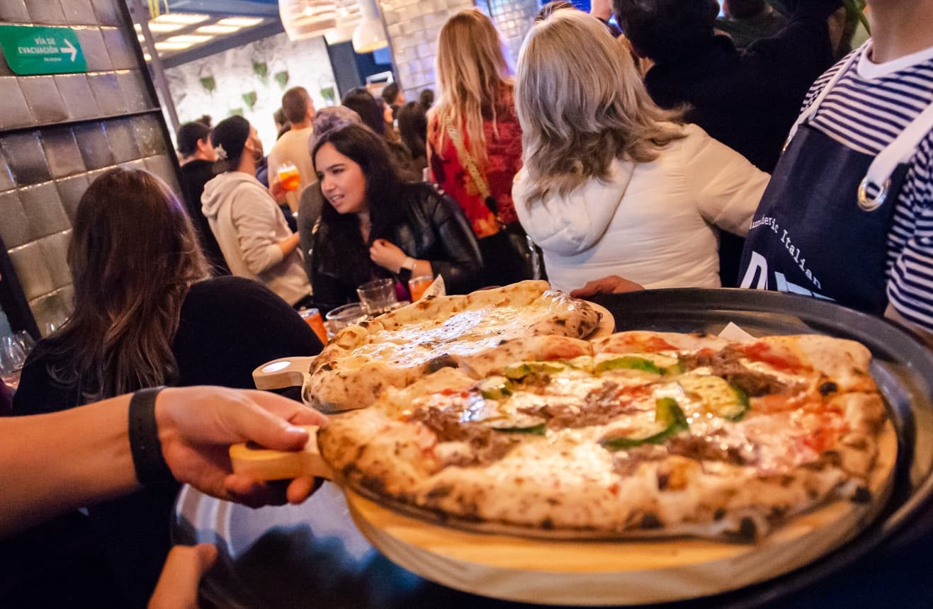 Sabores, música, arte: la gastronomía se ha reinventado en los malls de Latinoamérica como un atractivo principal