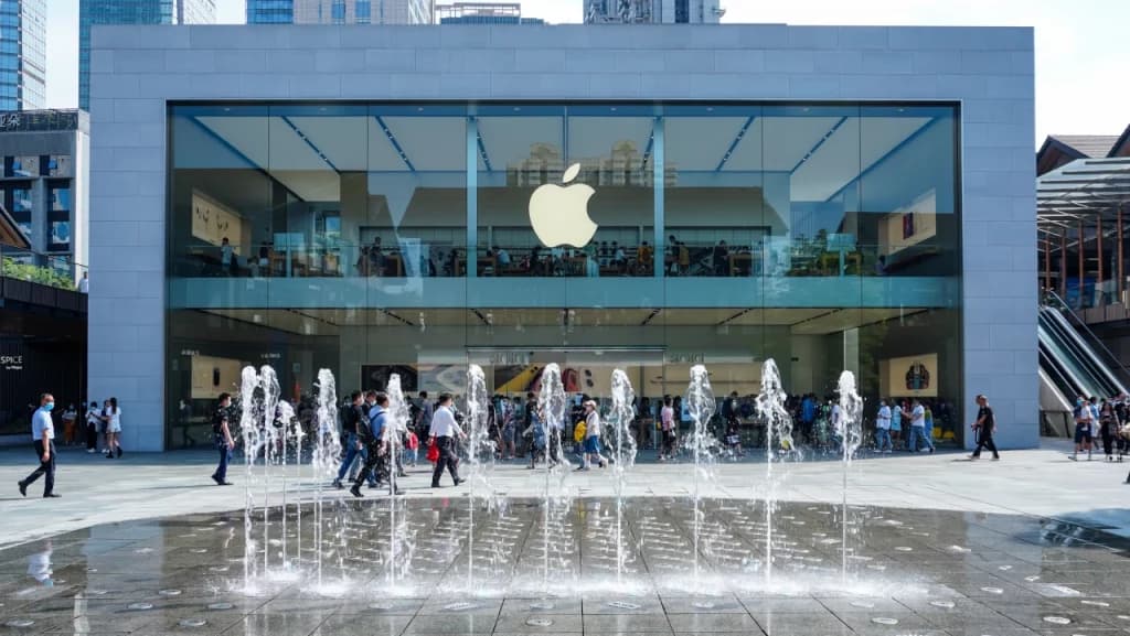 Apple supera las expectativas porque los servicios contrarrestan la debilidad del iPhone