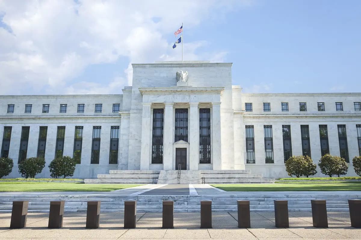 Fed mantiene tasas de interés por segunda vez consecutiva