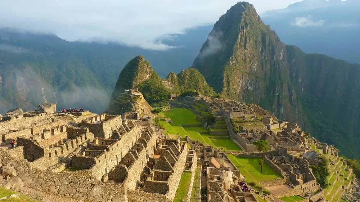 Evalúan cierre temporal de Machu Picchu debido a protestas