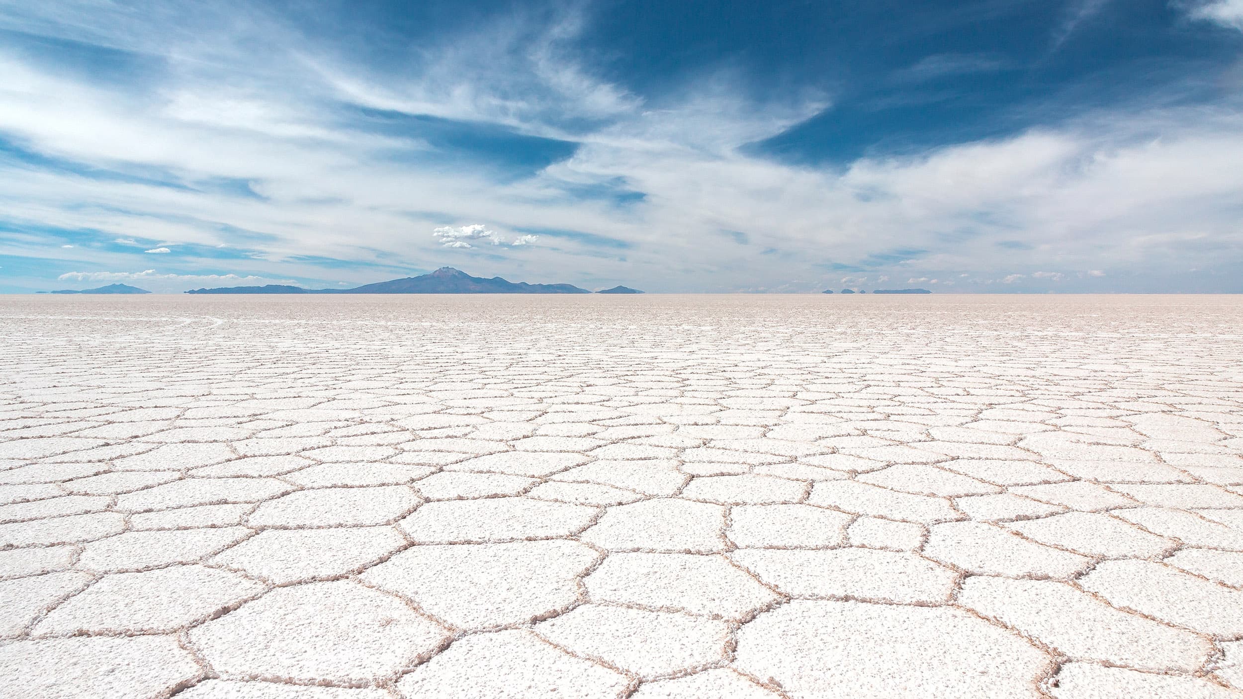 Salar, Placas hexagonales de sal. Genérica de Litio