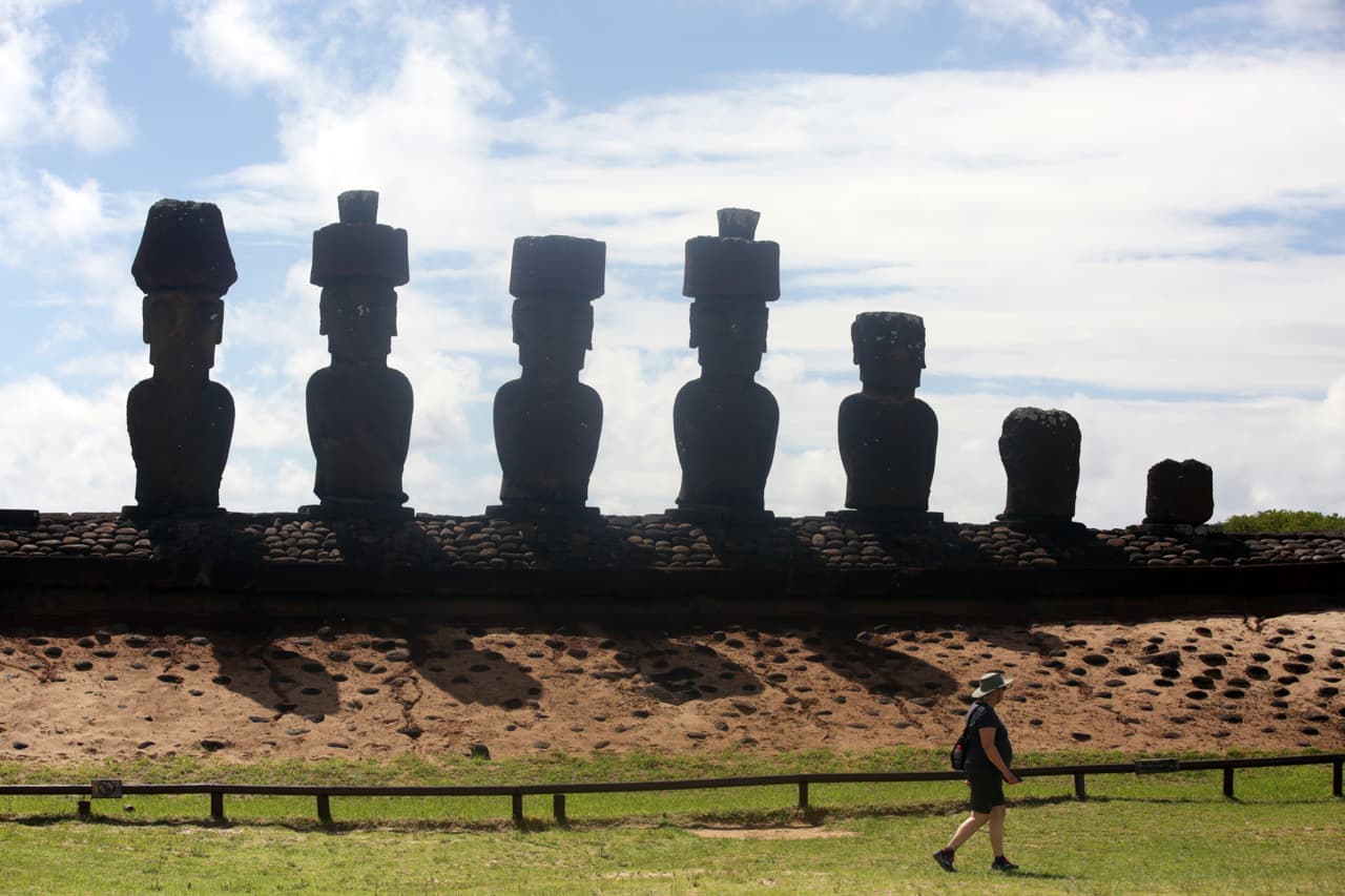 Aprueban en Chile un plan para administrar área marina protegida de Isla de Pascua