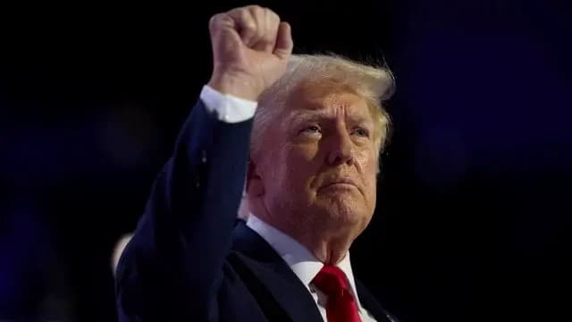 "No era apto para ser presidente", dice Trump tras renuncia de Biden
