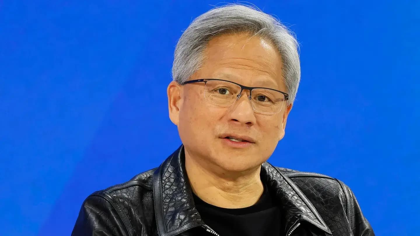 Patrimonio neto de Jensen Huang aumenta 4.000 millones de dólares mientras las acciones de Nvidia suben 4%