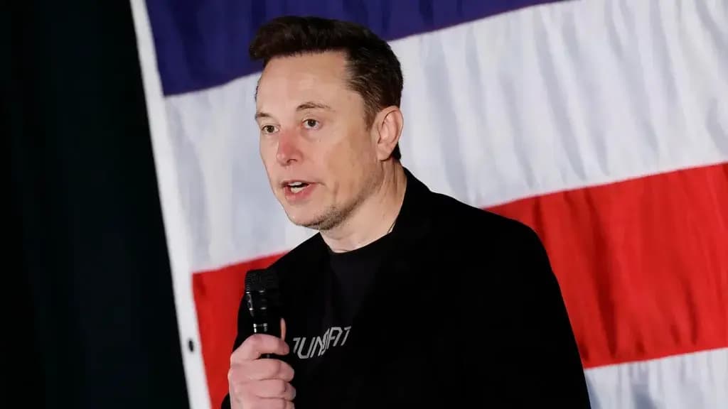 Productores de 'Blade Runner 2049' demandan a Elon Musk y Tesla por imágenes de IA del robotaxi