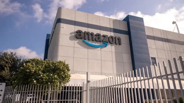 Amazon abandonará sus operaciones en Quebec y recortará unos 1.700 puestos de trabajo