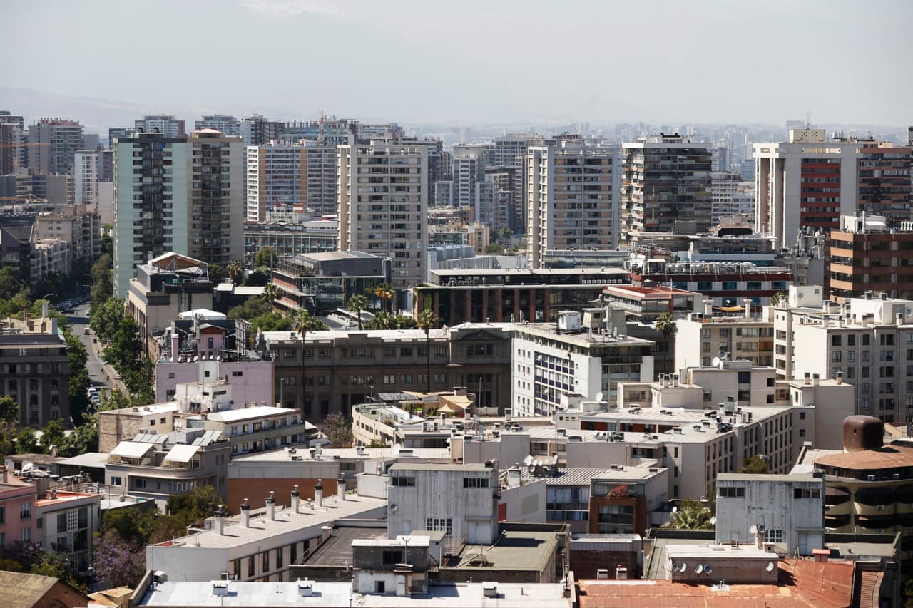 Estimaciones de la OCDE para la economía de Chile: un crecimiento de 2,4% en 2024, 2,3% en 2025 y 2,1% en 2026
