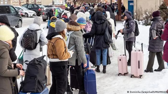 La población mundial llegó a los 8.156 millones en 2024