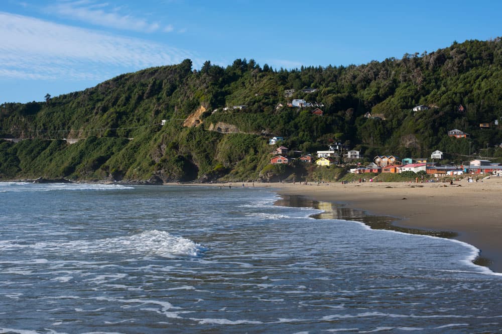 Al menos cuatro fallecidos y tres desaparaecidos en naufragio registrado en bahía del sur de Chile