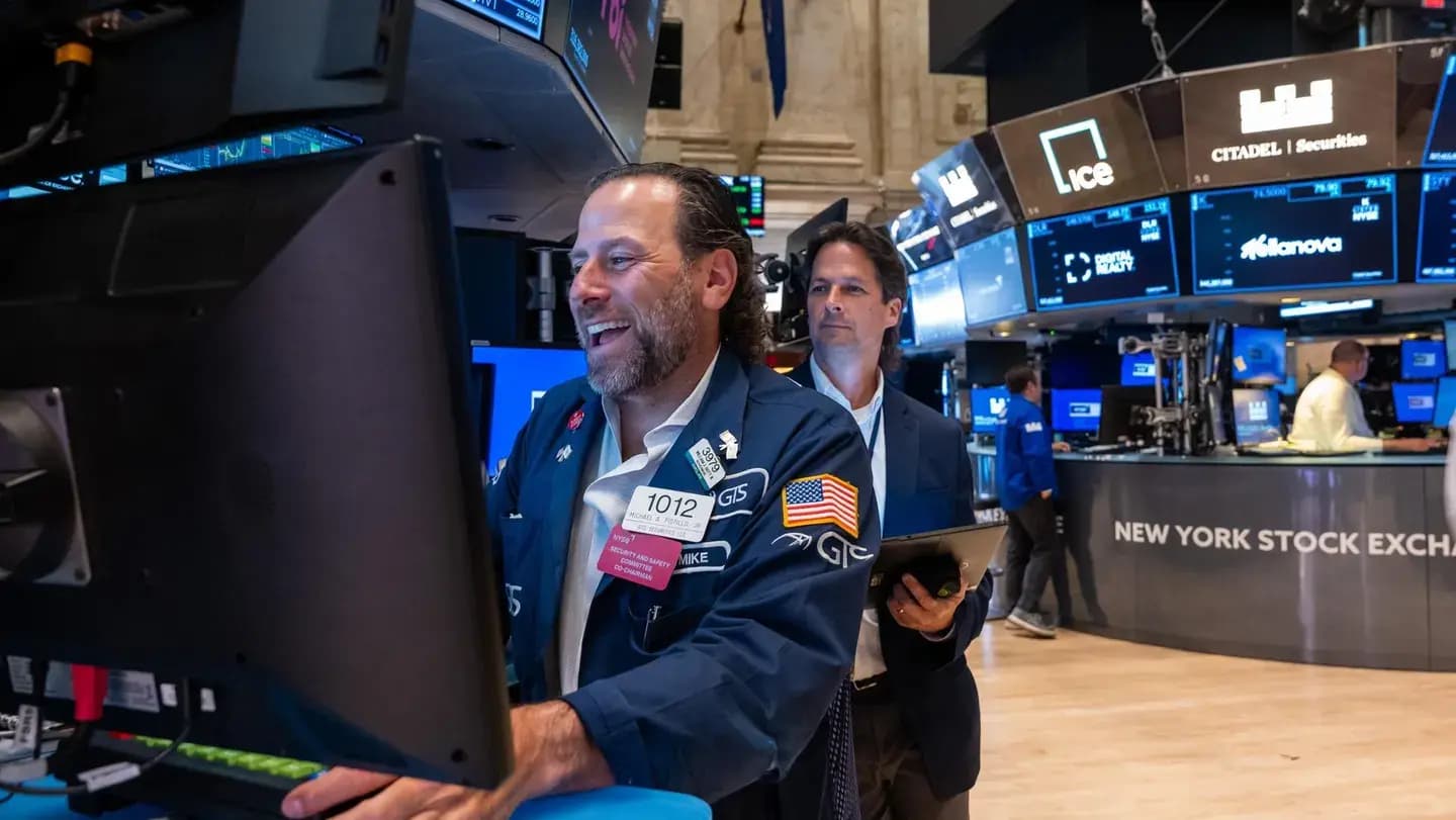 El Dow Jones sube 700 puntos a su mejor día desde las elecciones de Estados Unidos tras datos de inflación y resultados de bancos