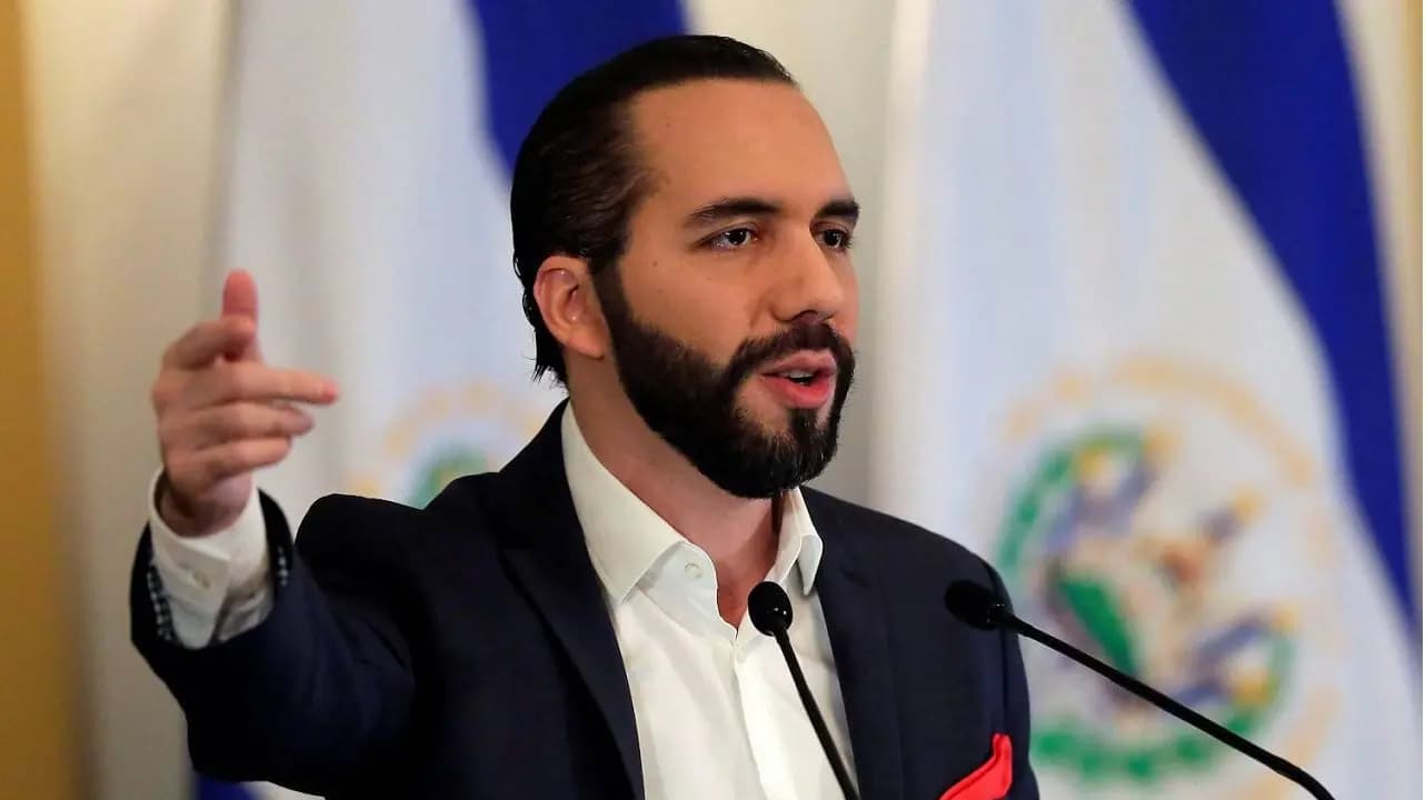 Bukele ofrece su megacárcel para recibir a migrantes indocumentados capturados en Estados Unidos