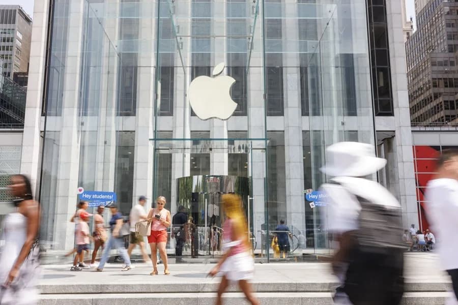 Apple ganó 61.110 millones de dólares en el primer semestre del ejercicio 2025