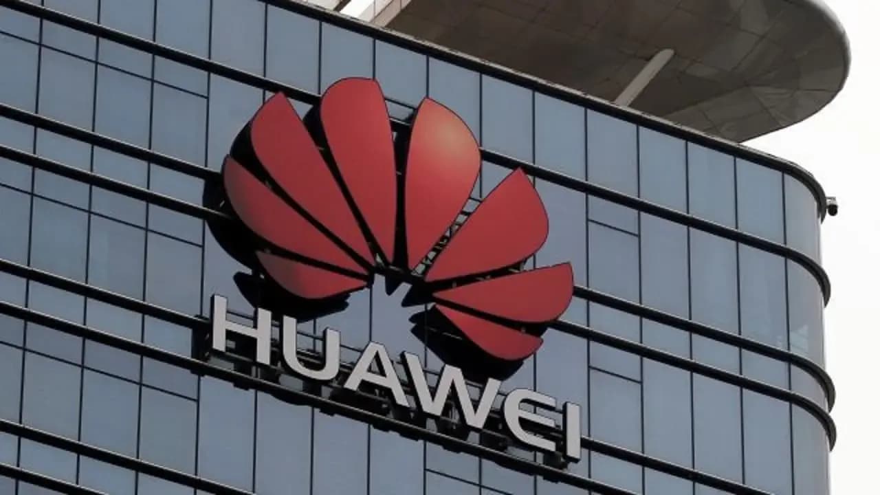 Huawei lanza ordenadores personales con sistema operativo propio