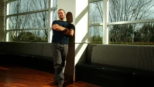 Jony Ive, gurú del diseño de Apple, se convertirá en multimillonario gracias a un acuerdo de Open AI