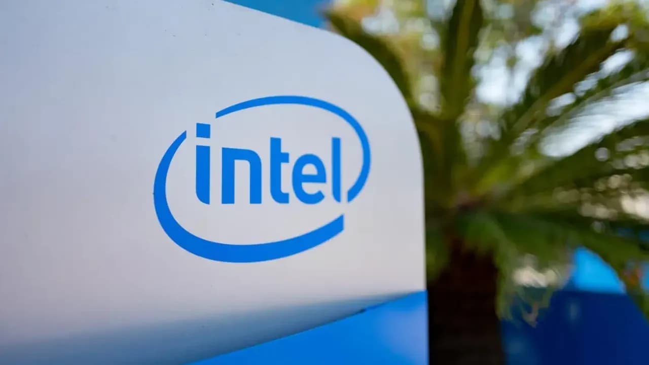 SoftBank acuerda invertir 2.000 millones de dólares en Intel