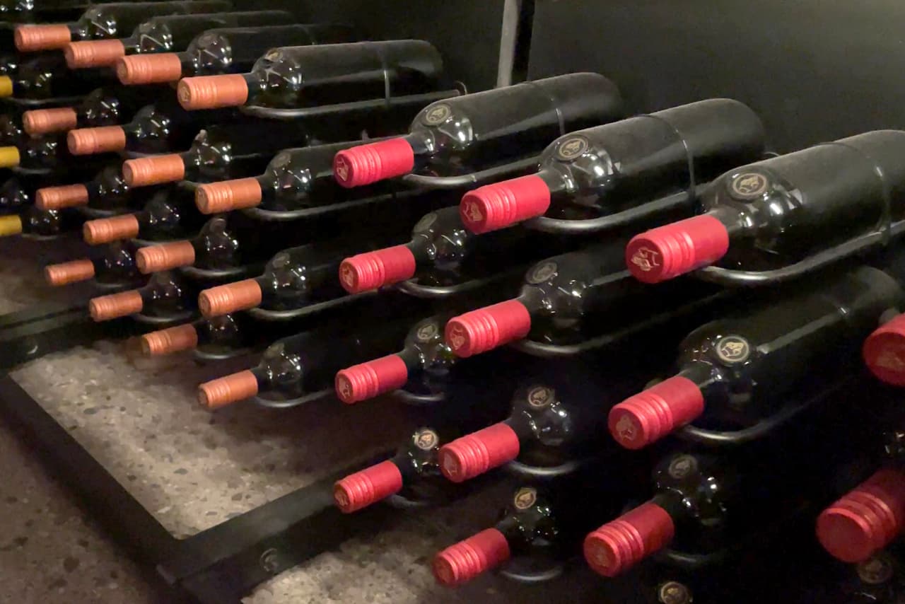 Exportación de vino chileno crece en Brasil y cae en Estados Unidos debido a los aranceles