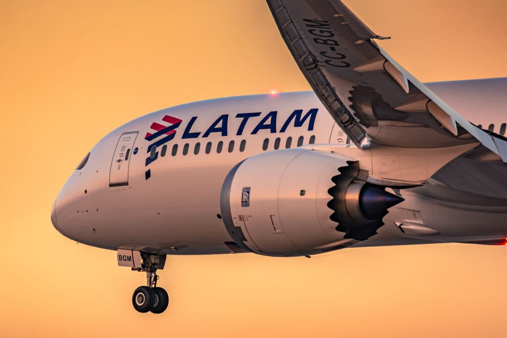 Latam Airlines anuncia nuevas cancelaciones por la huelga de pilotos entre el 18 y 20 de noviembre