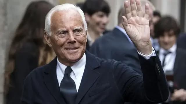 En un giro sorpresa, el testamento de Armani prepara el escenario para la venta del imperio de la moda