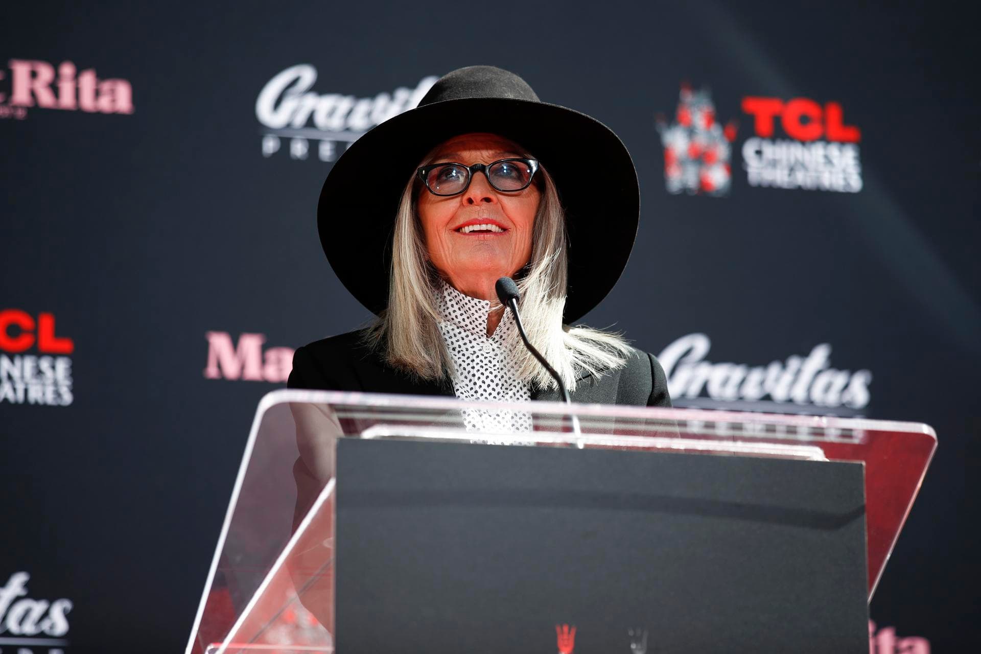 Los Angeles (United States), 11/10/2025.- (FILE) - US actor Diane Keaton attends the handprint and footprint ceremony in her honor at TCL Chinese Theater in Los Angeles, California, USA, 11 August 2022 (re-issued 11 October 2025). Diane Keaton has died at the age of 79, according to a family spokesperson on 11 October 2025. (Cine) EFE/EPA/CAROLINE BREHMAN