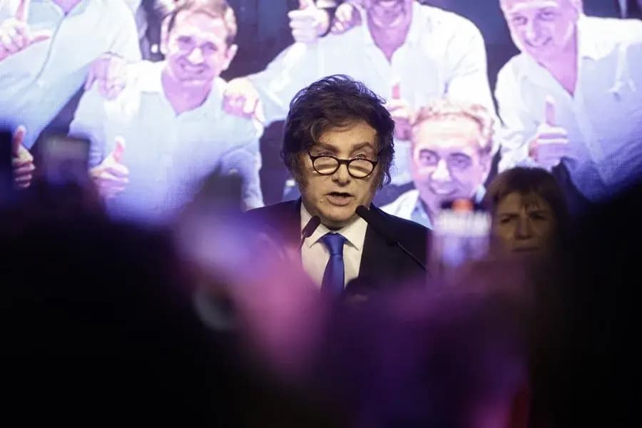 Milei celebra su triunfo y estrecha alianza con Trump: “Somos amigos de la libertad”