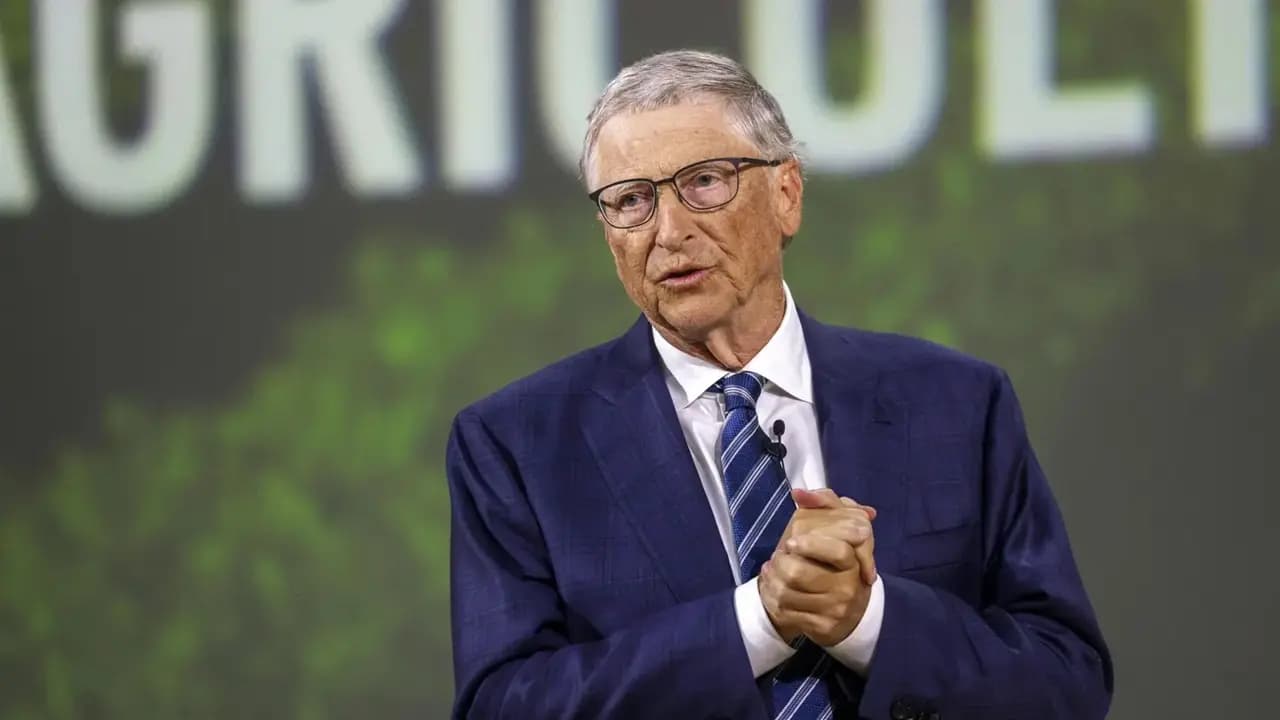 Bill Gates llama a superar la visión catastrófica del cambio climático y priorizar la resiliencia global