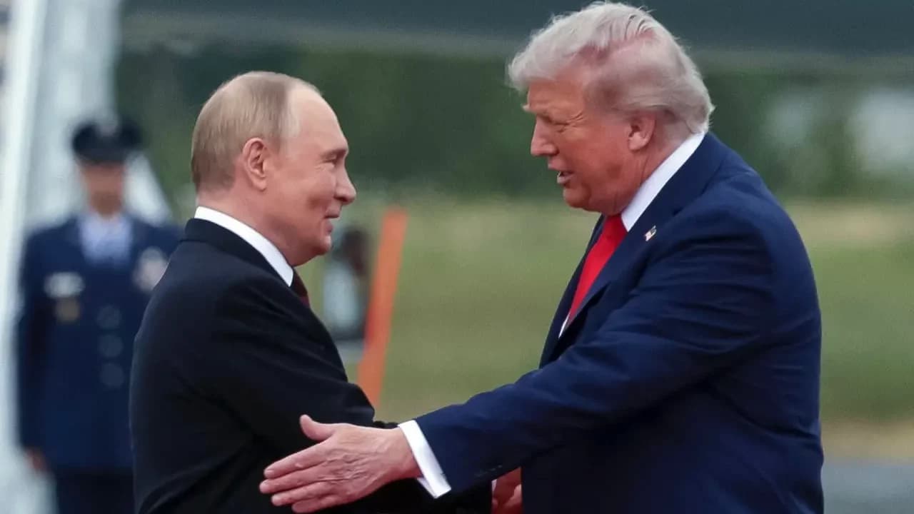 Trump anuncia que se reunirá con Putin en Budapest tras destacar avances en las conversaciones con Ucrania
