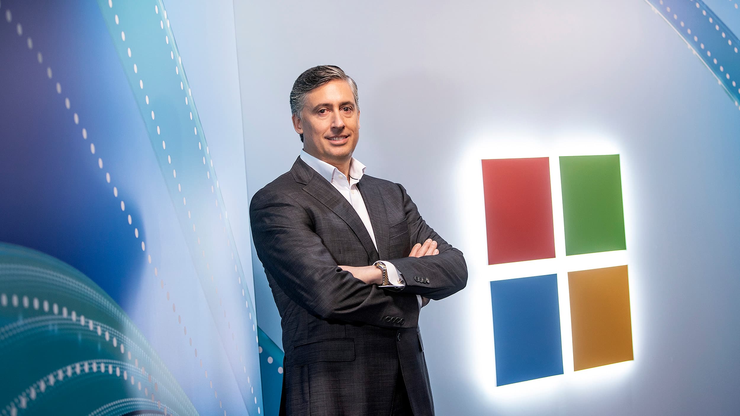 Alberto Arciniega de Microsoft: "Ya está todo el mundo en la piscina, ahora lo interesante es la velocidad del cambio cultural que ha traído la IA"