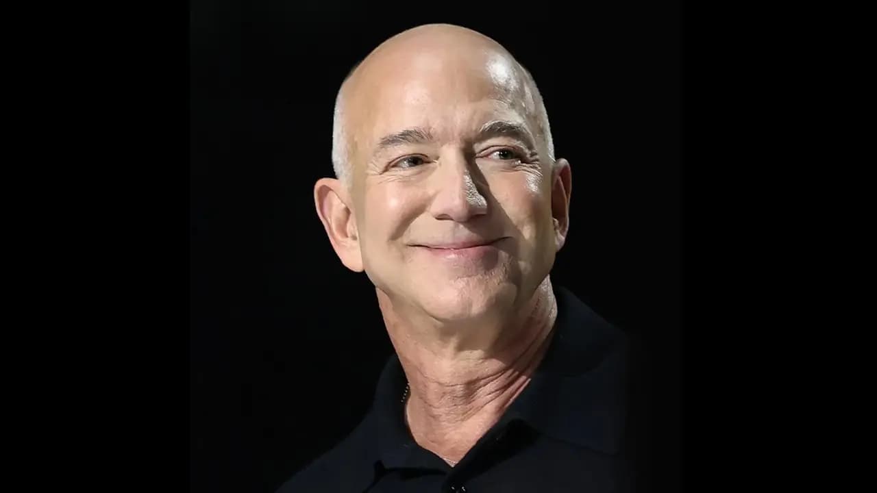 Jeff Bezos incrementa su fortuna en 10.000 millones de dólares gracias a impulso del acuerdo entre Amazon y OpenAI