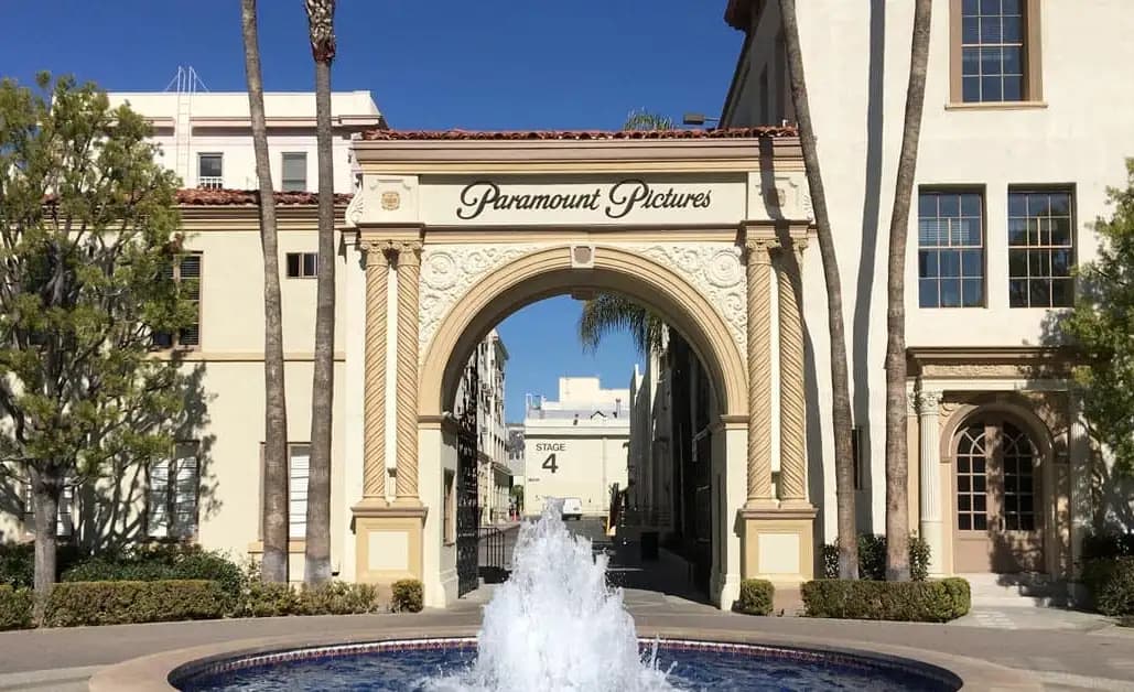 Paramount denuncia que proceso de compra de Warner Bros favorece a Netflix: CNBC