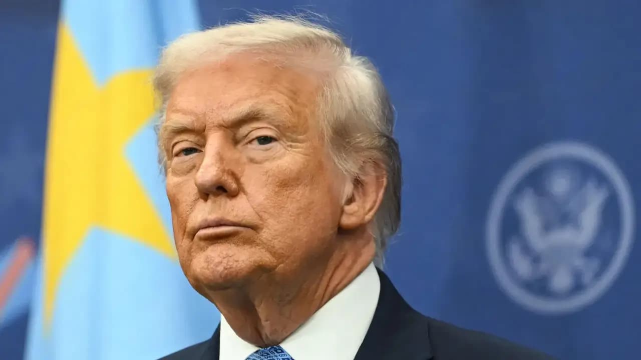 Índice de aprobación de Trump se mantiene por debajo del 50%