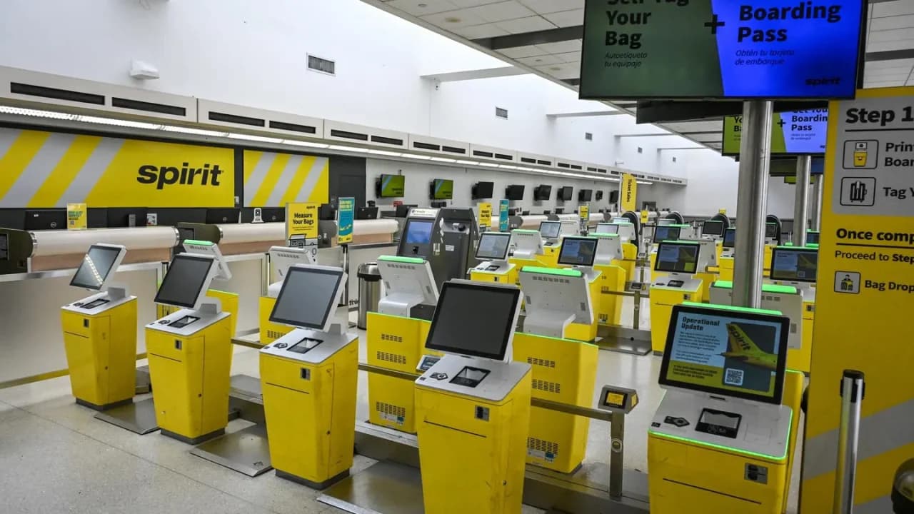 No es solo Spirit: estas aerolíneas de bajo costo están ‘quemando dinero’