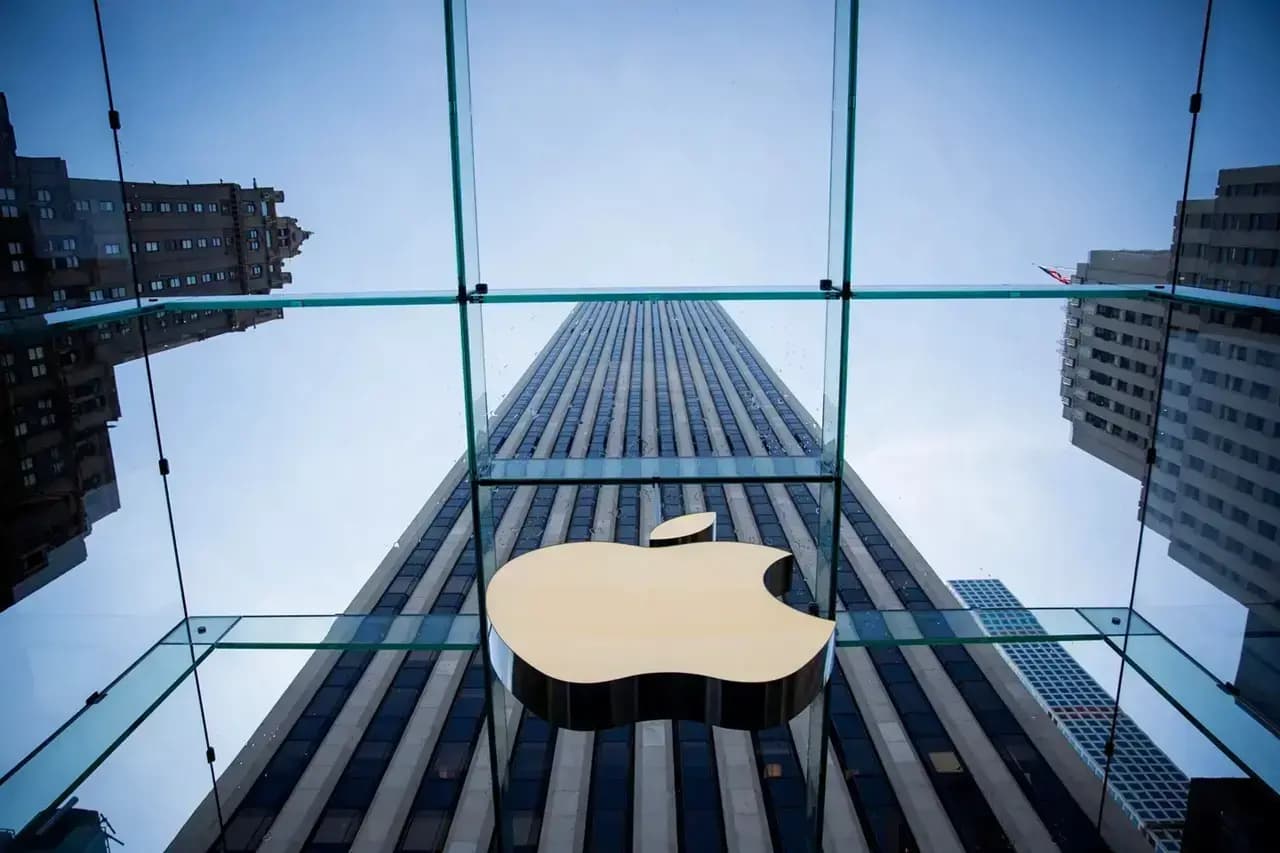 Apple pagará US$250 millones para cerrar demanda por publicidad engañosa de su IA
